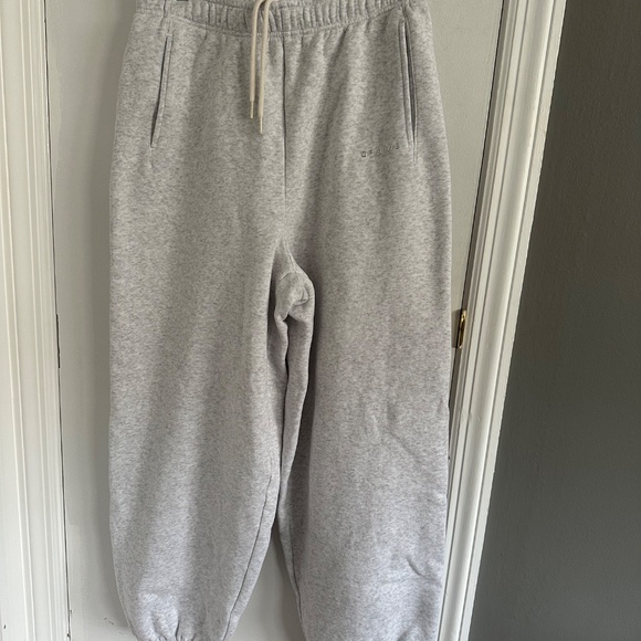 OFFLINE by Aerie Cloud Fleece Baggy Jogger Grey Color size small - Picture 2 of 7